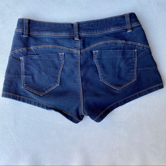Blue Spice Sz5 stretchy Jean Shorts - Picture 4 of 5